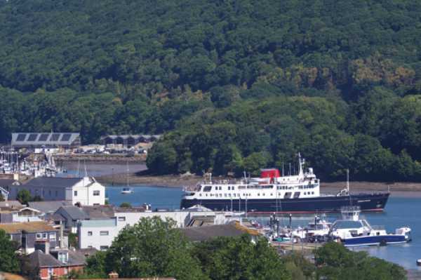 10 August 2022 - 11:17:04

-------------------------
Cruise ship Hebridean Princess in Dartmouth